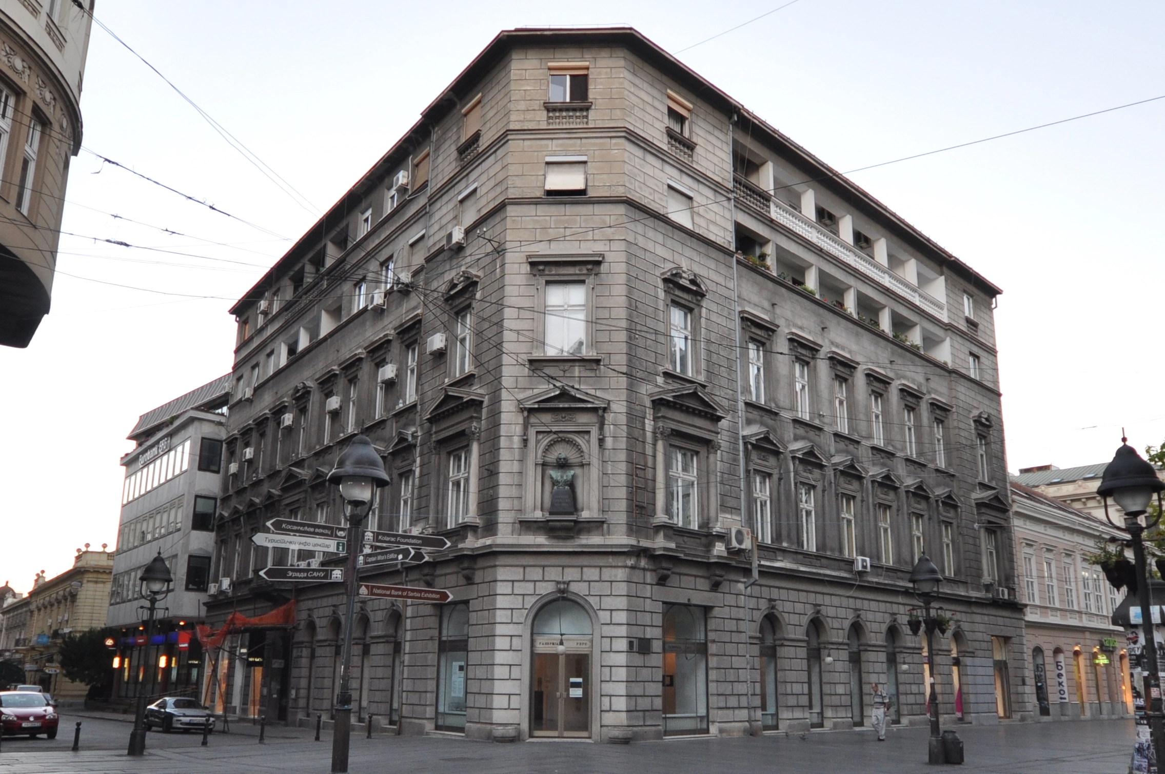 Knez Mihailova 37